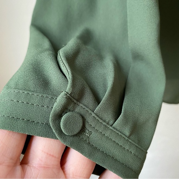 J. Crew Green Ruffle Front Half Button Blouse Size 0 - Picture 4 of 6